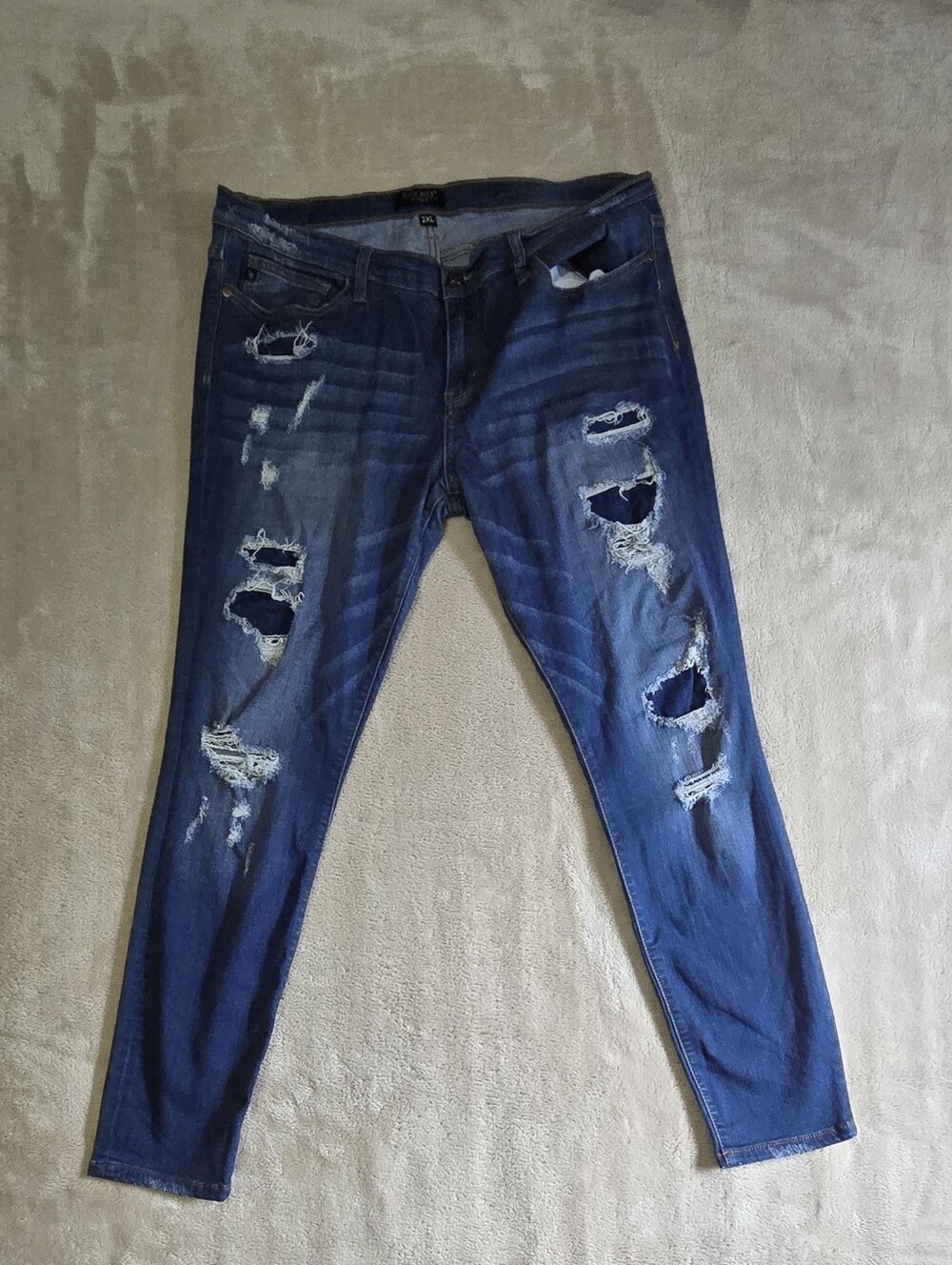 VGUC Judy Blue Dark Blue Distressed Skinny Fit Jeans Size 2XL